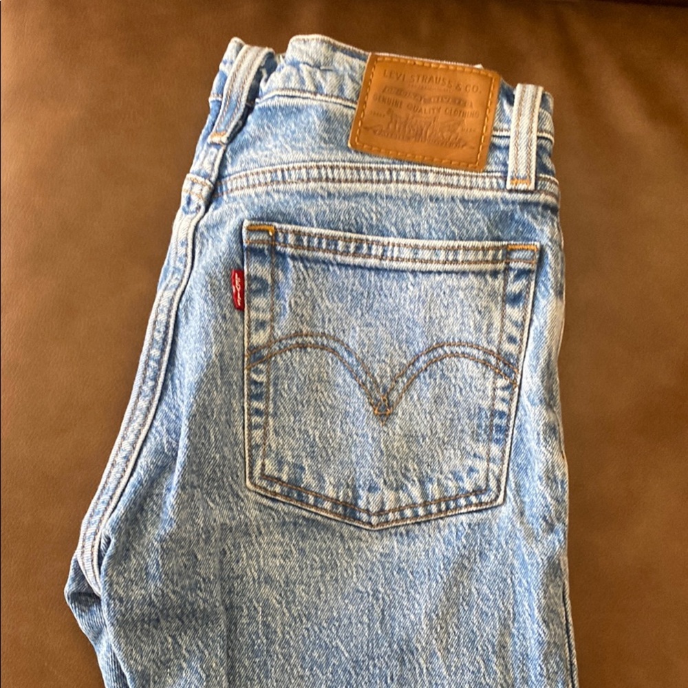 Levi's Womens sz 24 Blue Jeans Wedgie Straight style